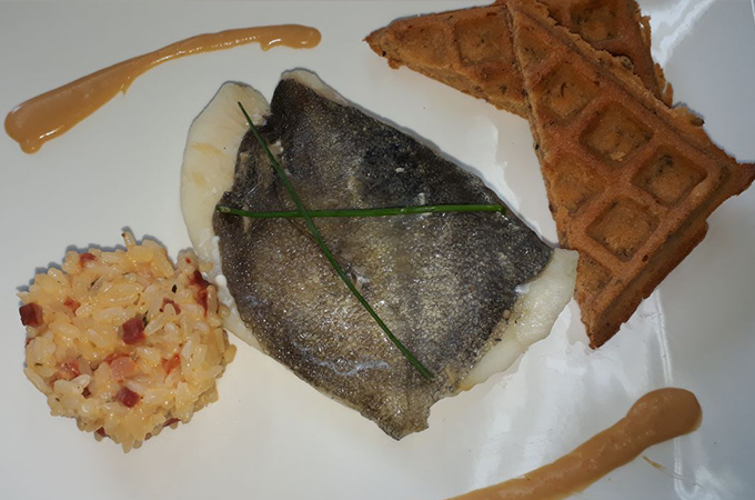 Filet de Saint pierre sauce crustacé